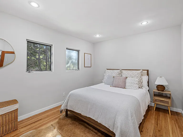 7103 Earldom Ave — Photo 17