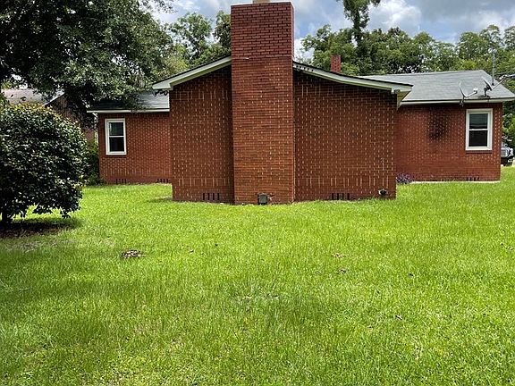 4th image of 207 Coweta Ave S