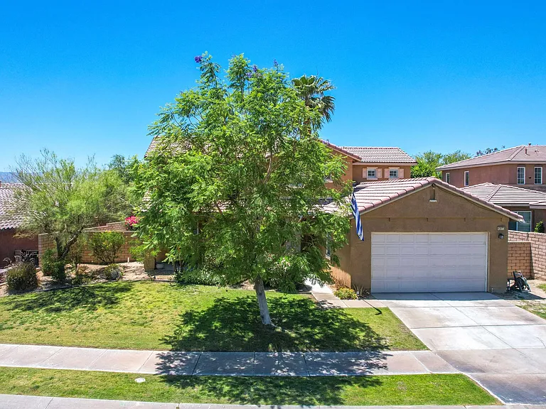 43073 Traccia Way — Photo 4