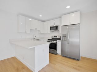 150 S Oxford Ave APT 9, Los Angeles, CA 90004