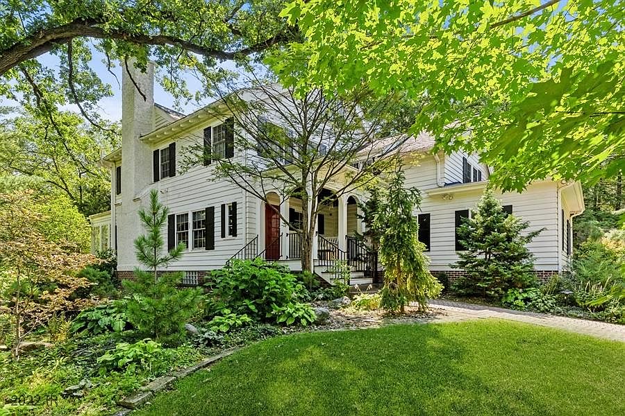 5220 Waterbury Rd, Des Moines, IA 50312 Zillow