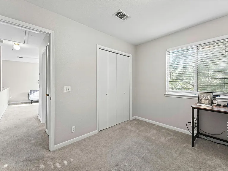 9000 Wellesley Dr — Photo 23