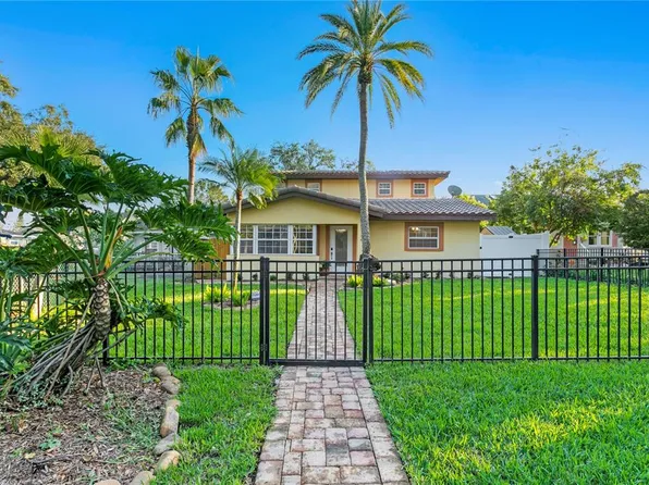 156 29th Ave N, Saint Petersburg, FL 33704