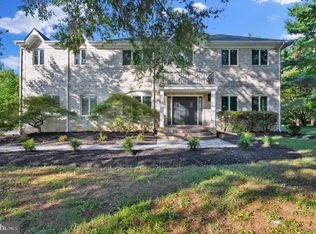 20901 Merle Dr, Gaithersburg, MD 20882