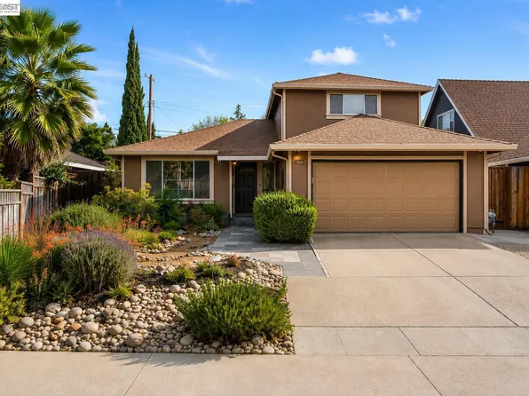 5684 Calpine Dr, San Jose, CA 95123
