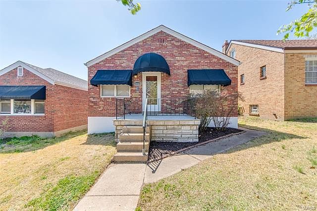 1st image of 4056 Tholozan Ave