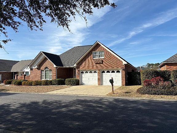 2nd image of 670 E Glouchester Dr