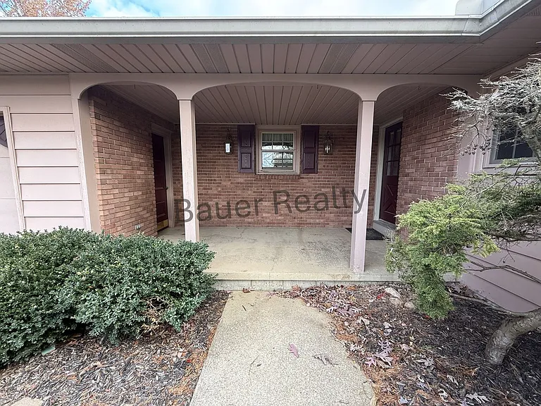 1437 Township Road 805 — Photo 2