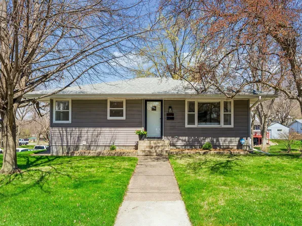 1320 Olive St W, Stillwater, MN 55082