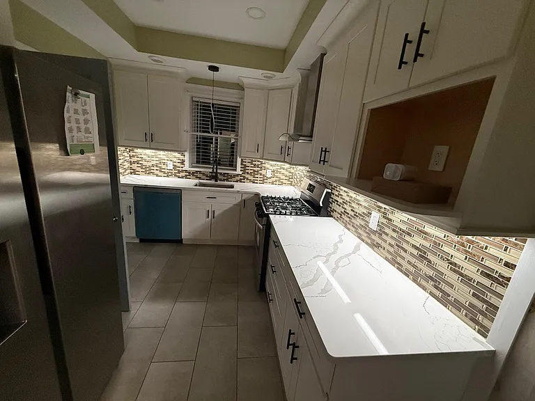 149 W Kingsbridge Rd #2 — Photo 6