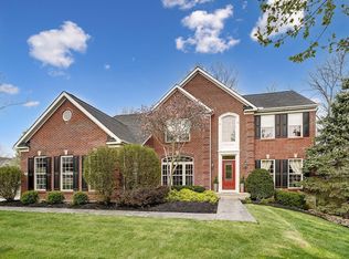 4725 Forest Ridge Dr, Mason, OH 45040