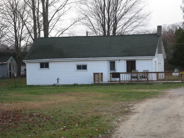 4377 S 184th Ave, Hesperia, MI 49421