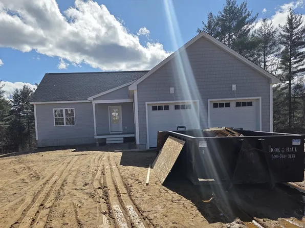 3 Foster Rd, West Brookfield, MA 01585