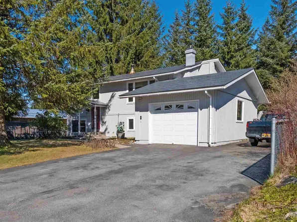 8128 Dogwood Ln, Juneau, AK 99801