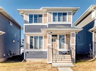 109 E Chelsea Gln, Chestermere, AB T1X2P5