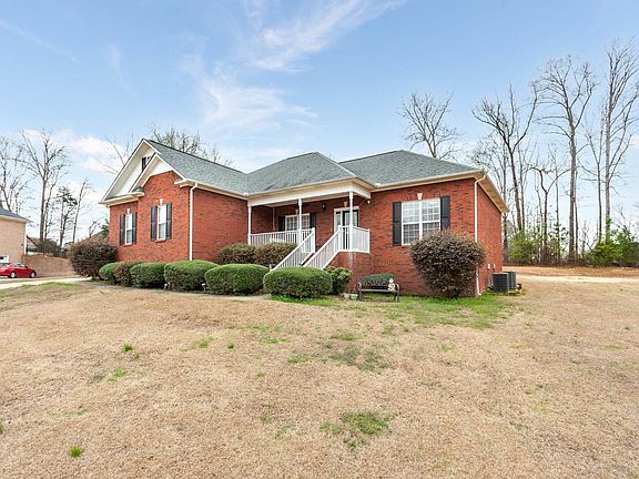 4th image of 625 Creek Ridge Dr