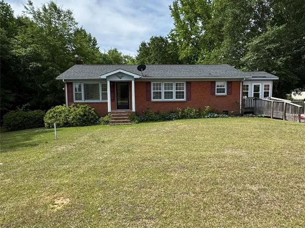 1100 Old Lilesville Rd, Wadesboro, NC 28170
