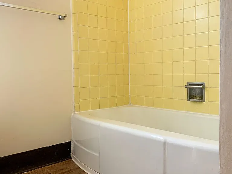 2 Bedroom with Hardwood Floors — Photo 32