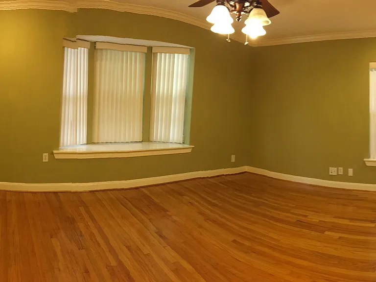 3323 Cloverdale St — Photo 12