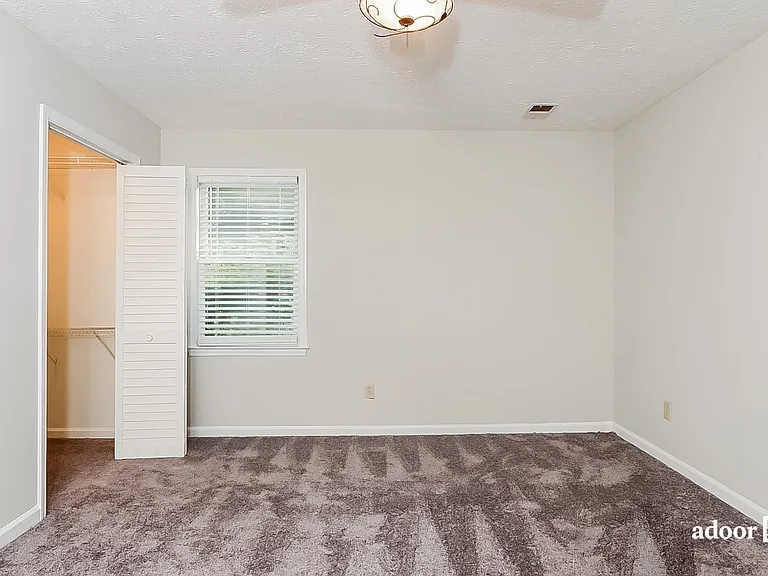 125 Pond Dr — Photo 12