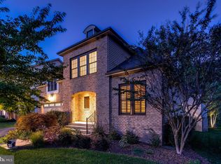 23260 April Mist Pl, Ashburn, VA 20148