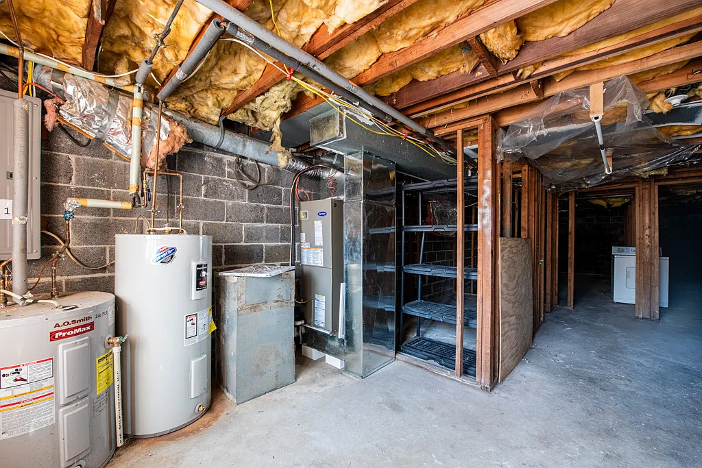330 W Hermitage Street - 2nd — Photo 3