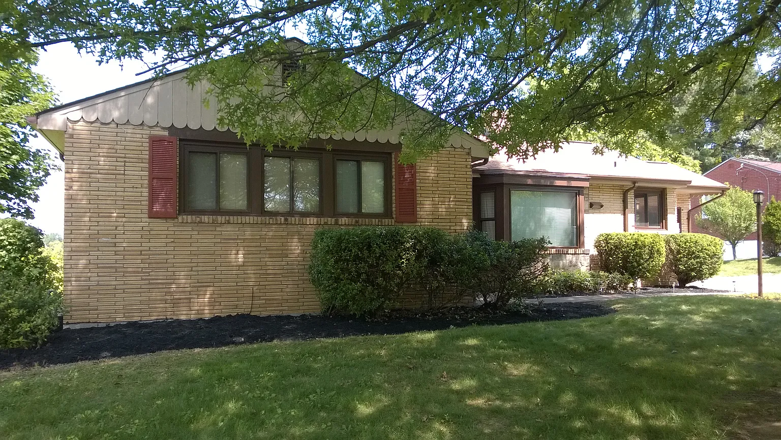 780 Rolling Green Dr photo 1