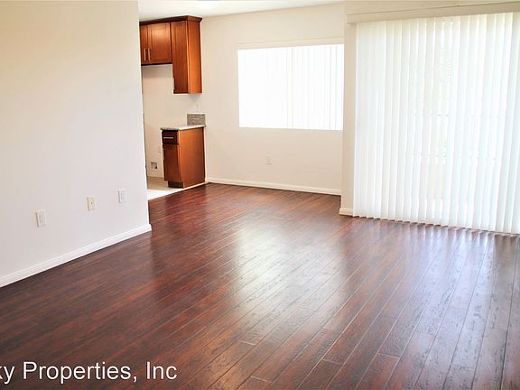2nd image of 6501 Fulton Ave APT 5
