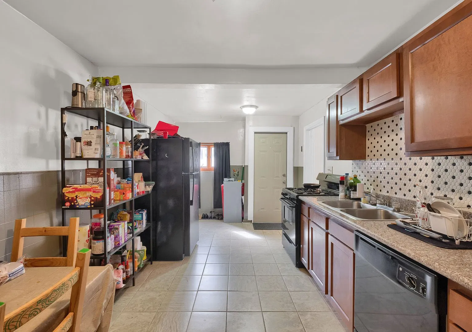 1808 Jane Street — Photo 4