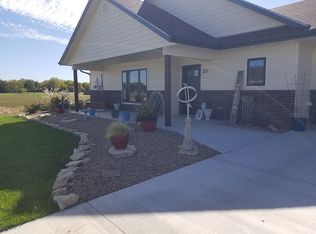 213 Redbud St, Moundridge, KS 67107