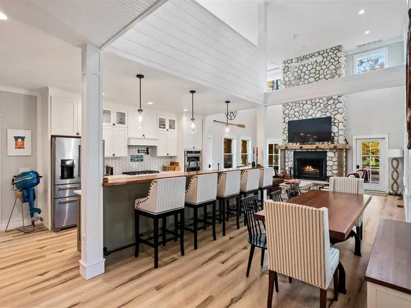 4210 Forest Dr, Mackinac Island, MI 49757
