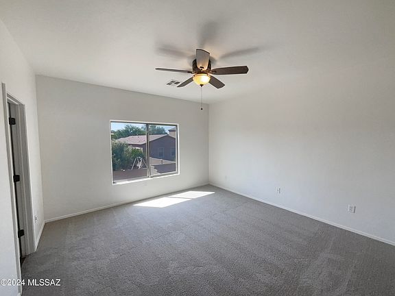 5th image of 416 E Placita Nodo