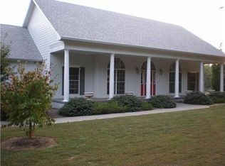 132 Kent Ln, Kents Store, VA 23084