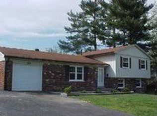 208 Coldstream Dr, Frankfort, KY 40601