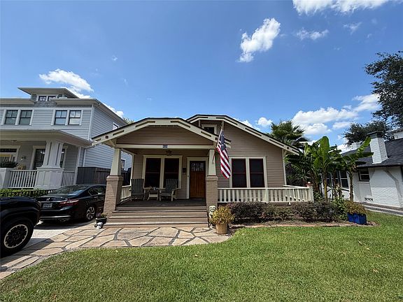3rd image of 825 Ralfallen St