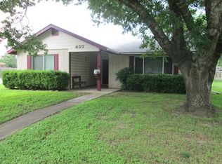 407 Bluebonnet Dr, Kerrville, TX 78028