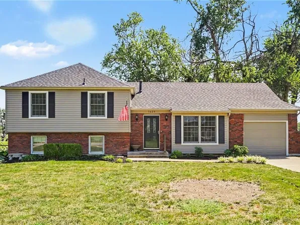 1625 S Orchard Dr, Ottawa, KS 66067