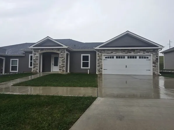 1630 Kenneth Dr, Junction City, KS 66441