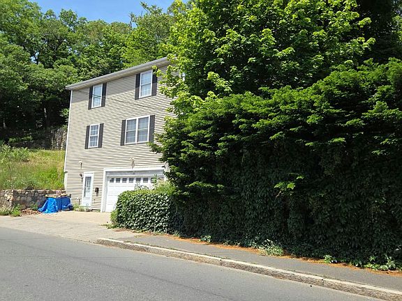 2nd image of 33 Forest St