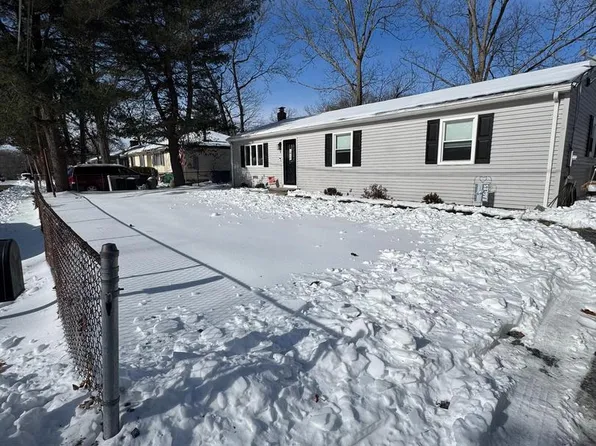 6 Almond Ave, Browns Mills, NJ 08015