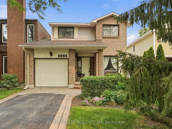 1091 Saint Lucia Pl, Ottawa, ON K1C 2G4