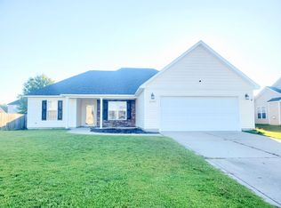 2005 Lioncoward Dr, Fayetteville, NC 28314