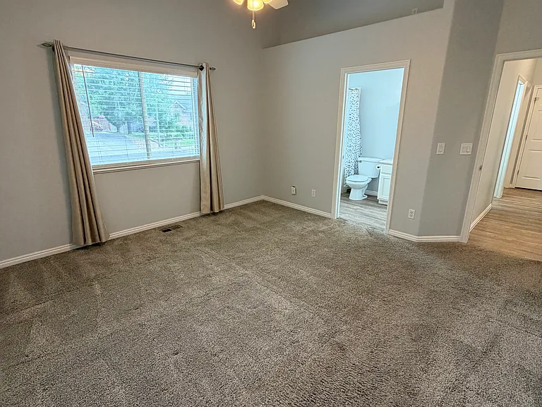 518 N 350 E — Photo 7