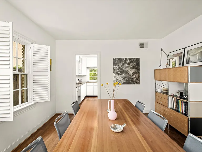 2120 Quenby St — Photo 15