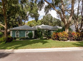 511 High Point Dr, Mount Dora, FL 32757