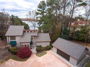 6405 Lakeview Dr, Buford, GA 30518
