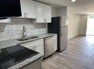 Jones St Apartments LLC - C8, Blue Ridge, GA 30513
