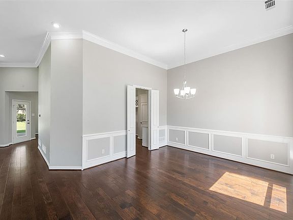 5th image of 801 Wentwood Dr