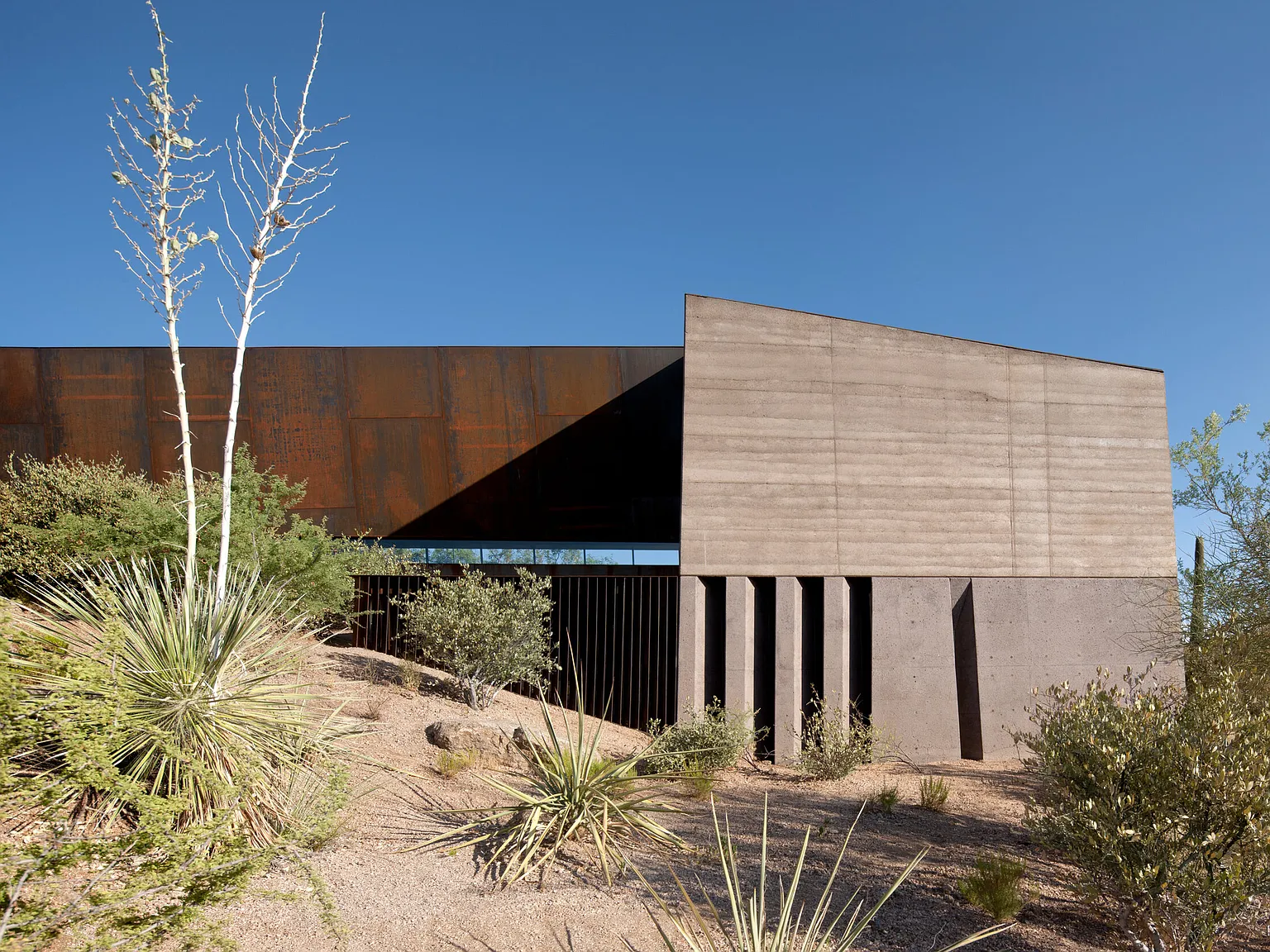E Relic Rock Rd, Scottsdale — Photo 2