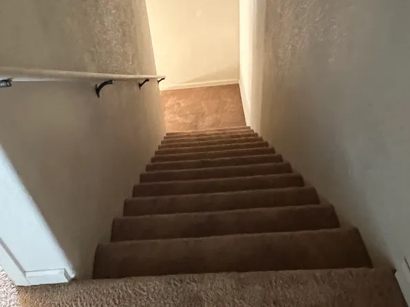 3232 8th St APT 1, Ceres, CA 95307